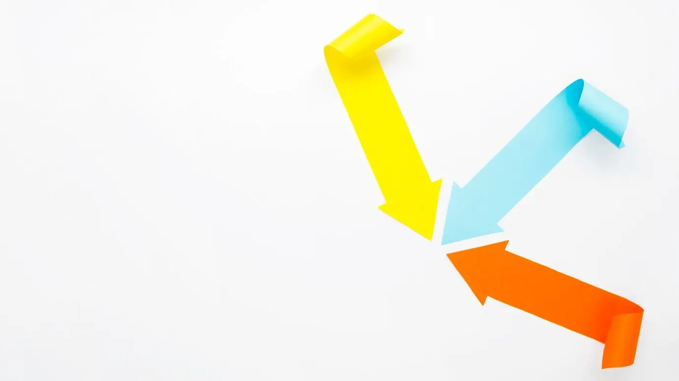 Es gibt Pfeile in verschiedenen Farben.